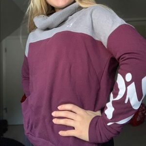 VS Pink Sweatshirt with loose turtle neck